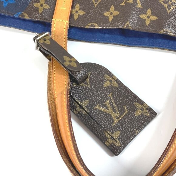 LOUIS VUITTON Brown Monogram Canvas Shoulder Bag - Picture 10 of 16